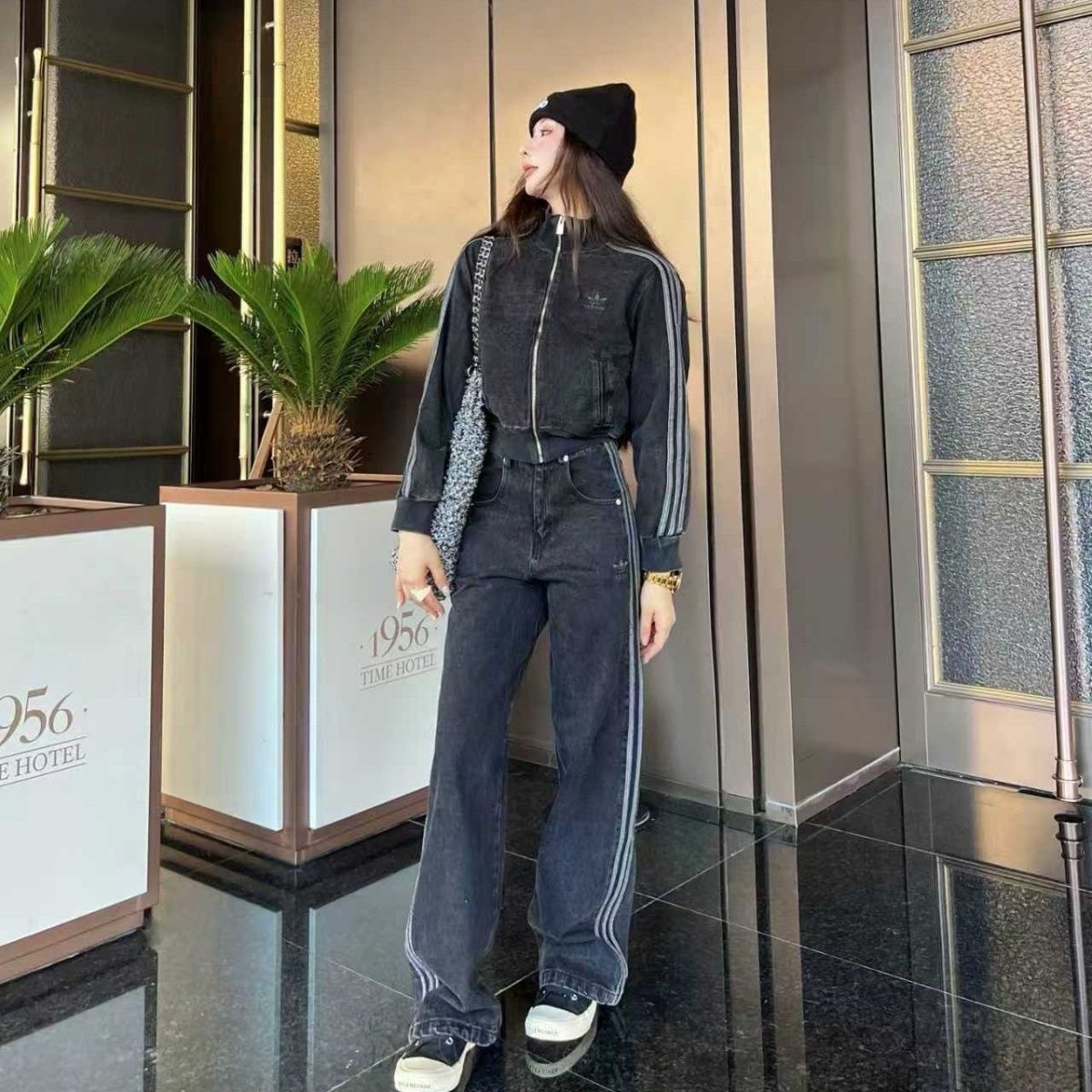 P denim jacket two-piece set