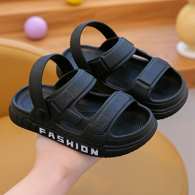 P Korean version of boys' cool slippers dual-purpose new summer wear-resistant middle-aged and older children's soft-soled non-slip children's student beach shoes