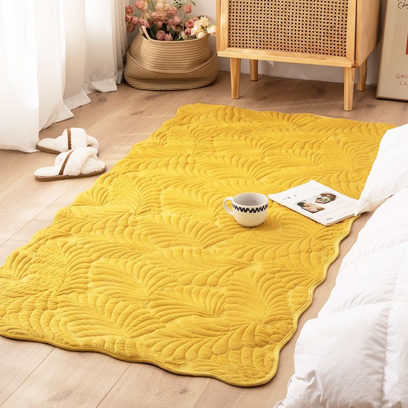 P plush carpet