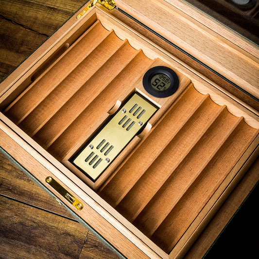 P Cedar wood humidor leather see-through window
