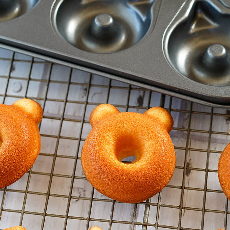 P donut baking pan mold