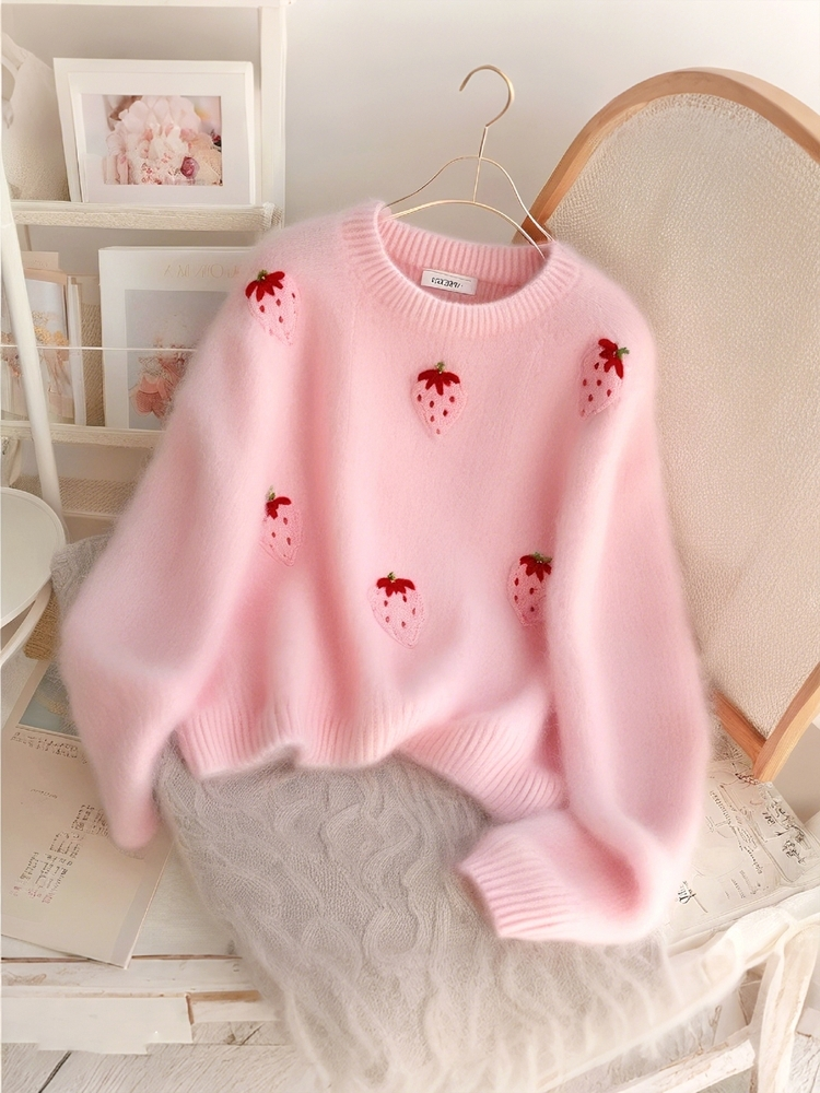 P Wear a loose pink lazy style premium pullover in winter