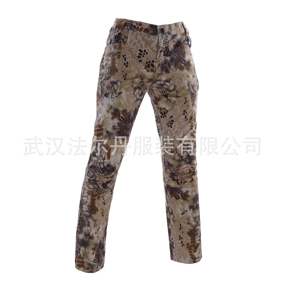 A tactical trousers trousers