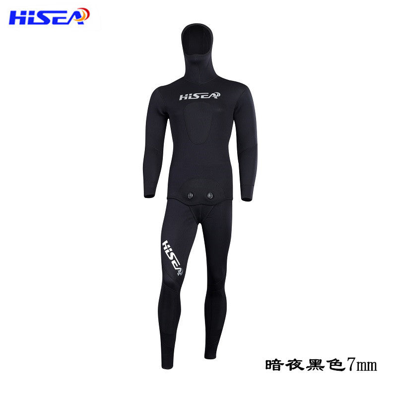 A wetsuit 7mm
