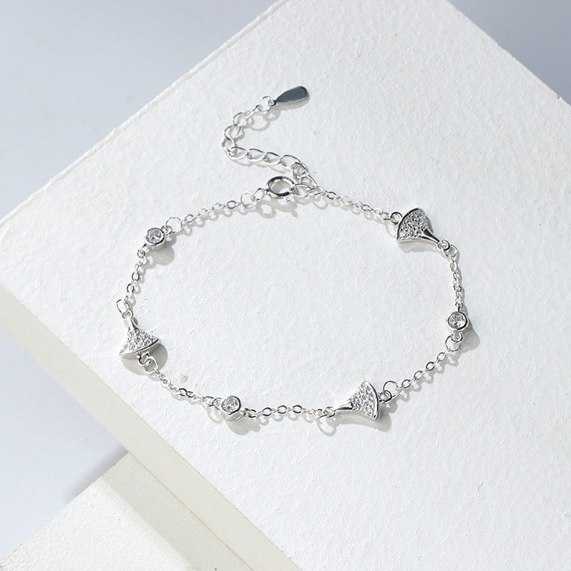 A S925 Sterling Silver Fan Bracelet