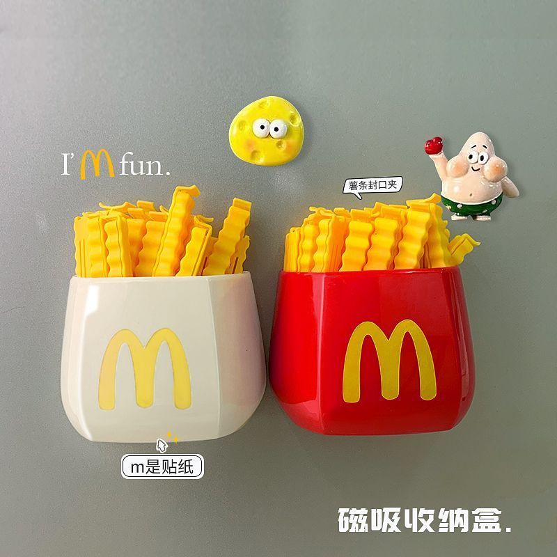 P Magnetic storage box sealing clip