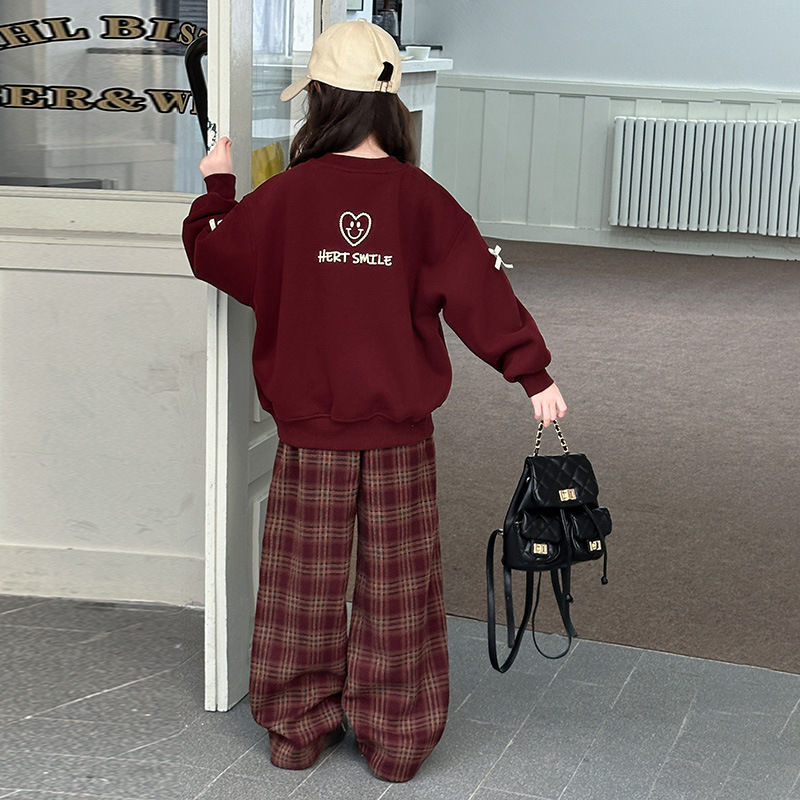 P children's suit