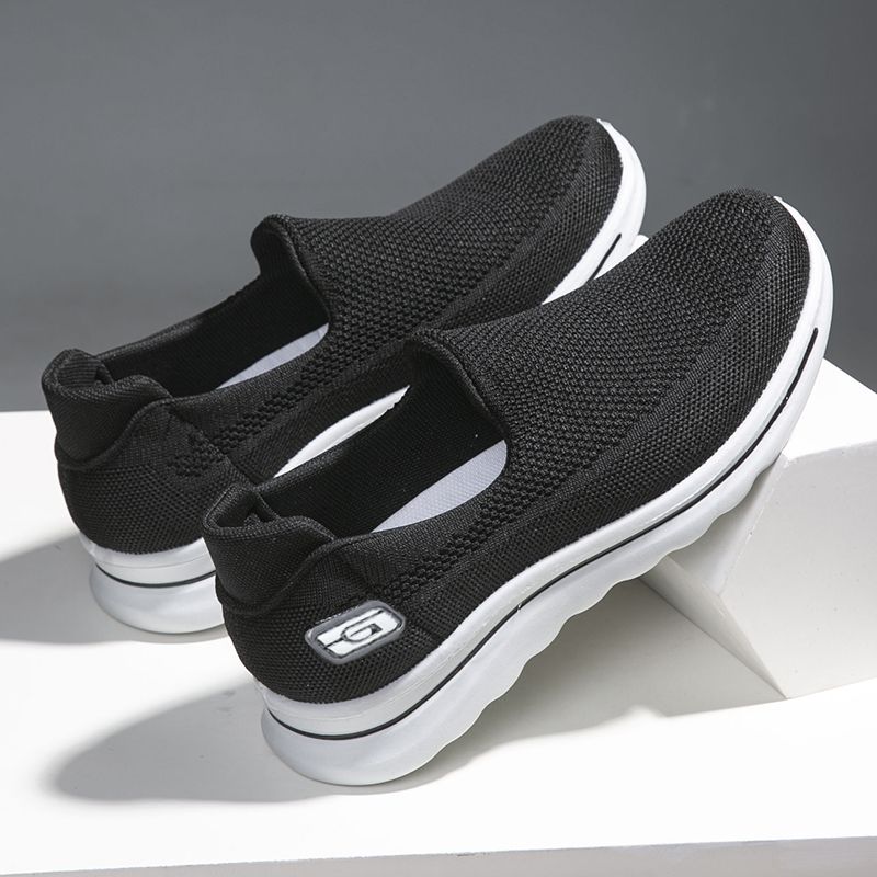 P New middle-aged and elderly mother's shoes, one foot, old man shoes, women's anti-slip soft-soled mesh walking shoes, old Beijing cloth shoes women - Mixbatch