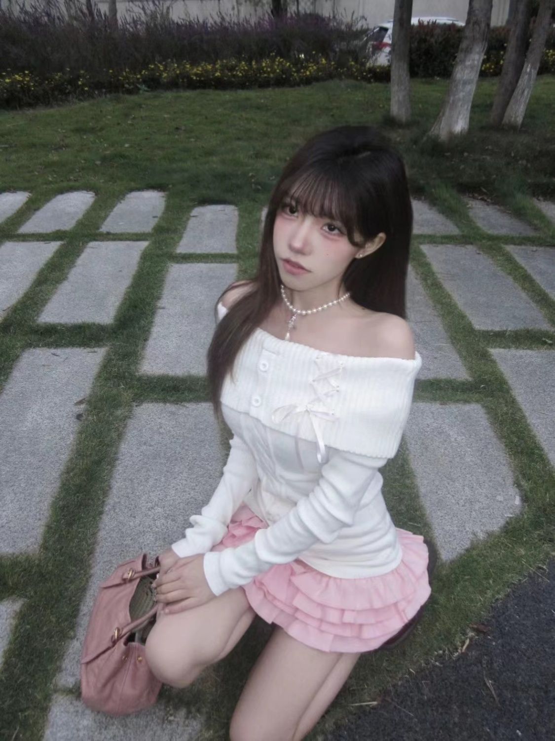 A autumn and winter pure desire to open the fork Korean version of gentle Spice Girl new knitted sweater design