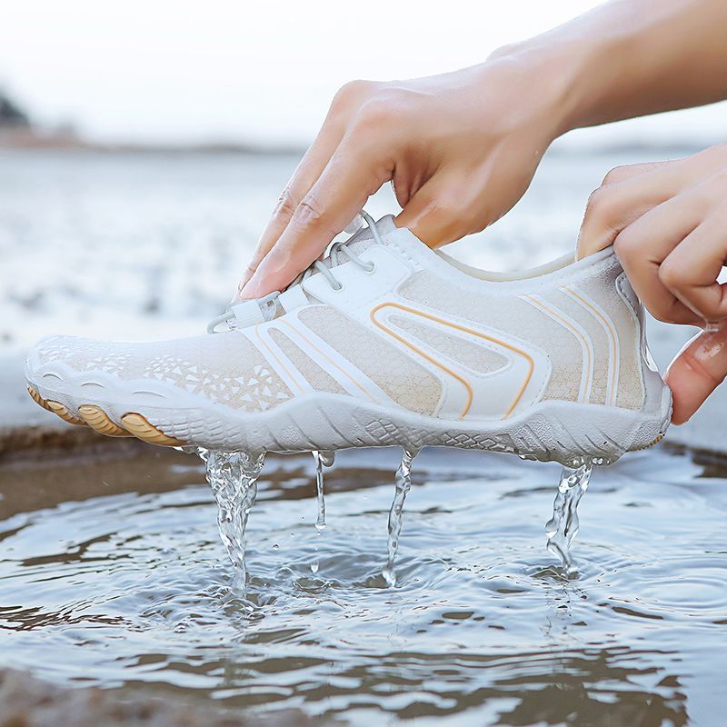 P outdoor non-slip shoes