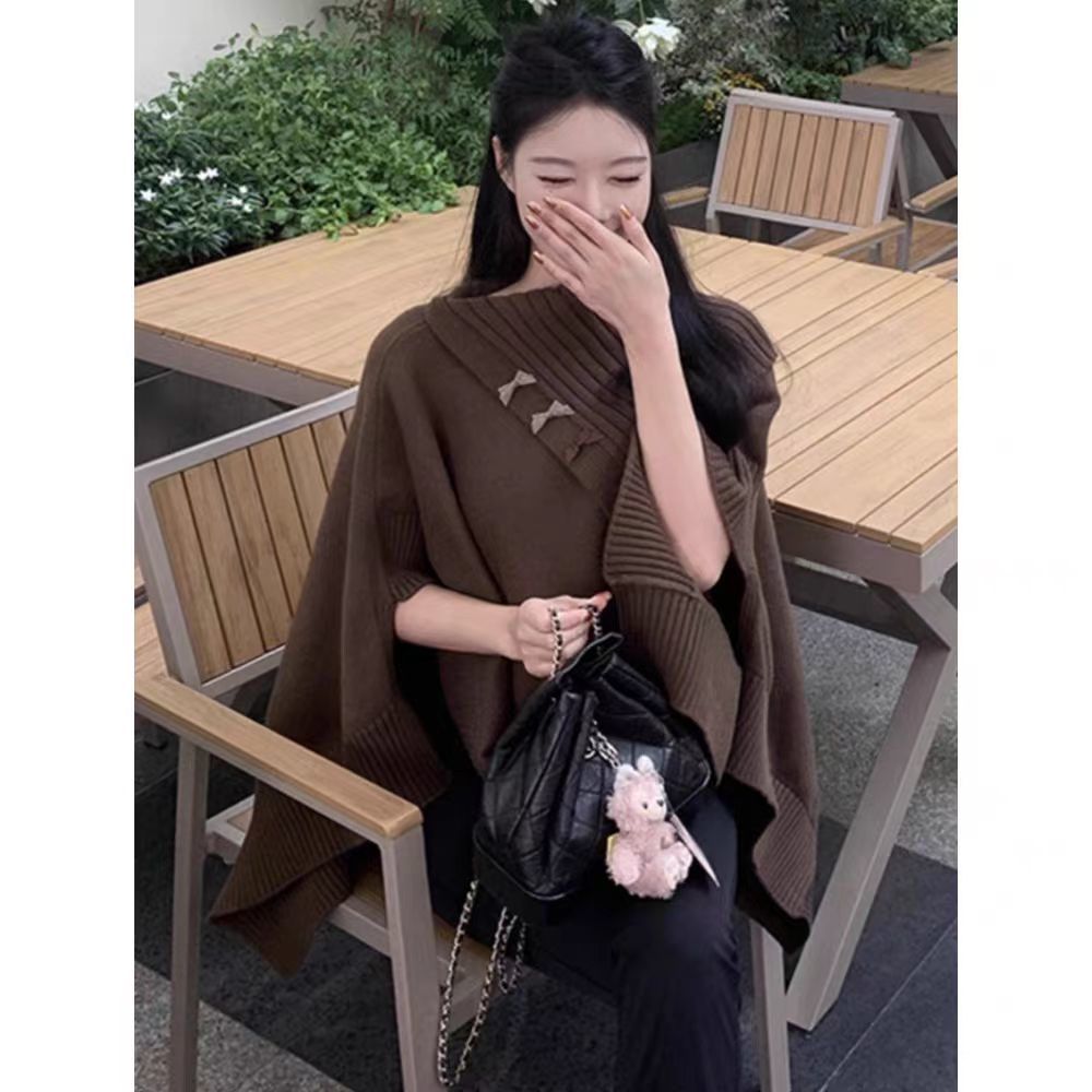 P cape knitted jacket