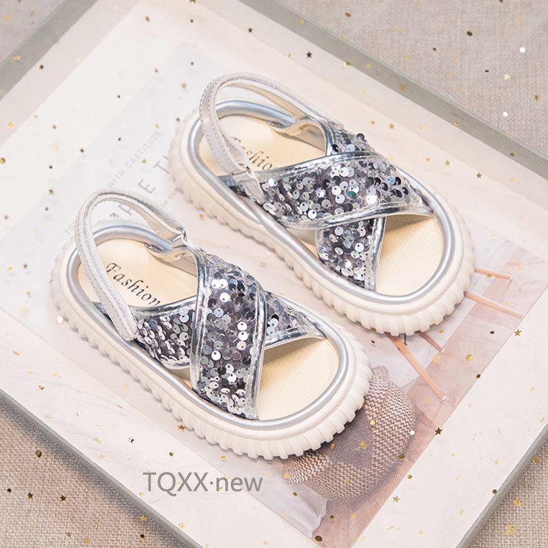 P new children's sports beach shoes girl sequined sandals popular among older children