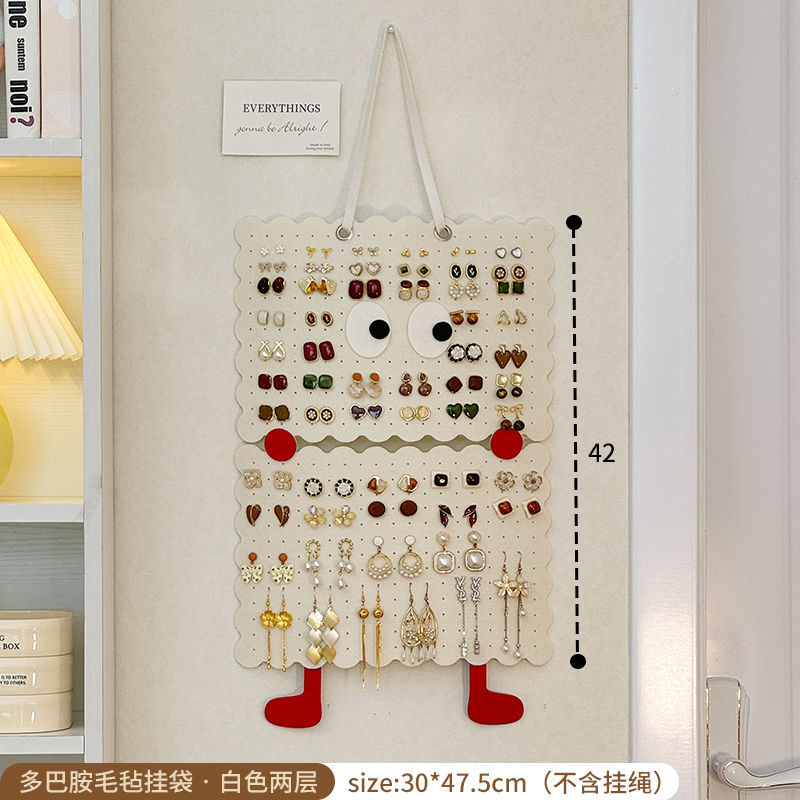 P jewelry felt wall hanging