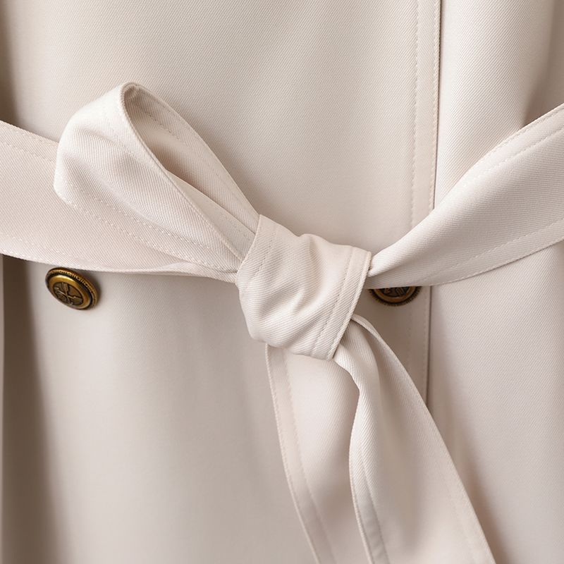 P trench coat