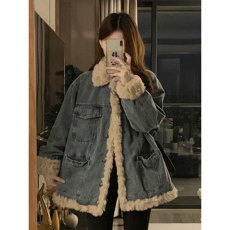 P denim jacket