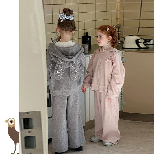 P children's suit