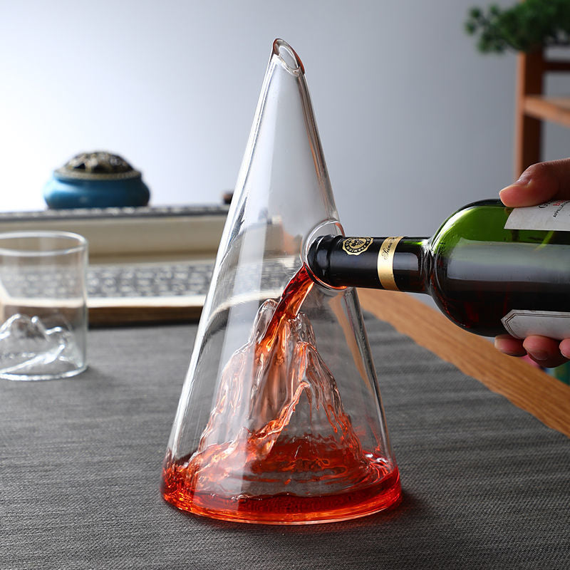 Pyramid wine decanter, mountain peaks, waterfalls, red wine dispenser, creative and minimalist wine pouring device, glass wine pot - Mixbatch