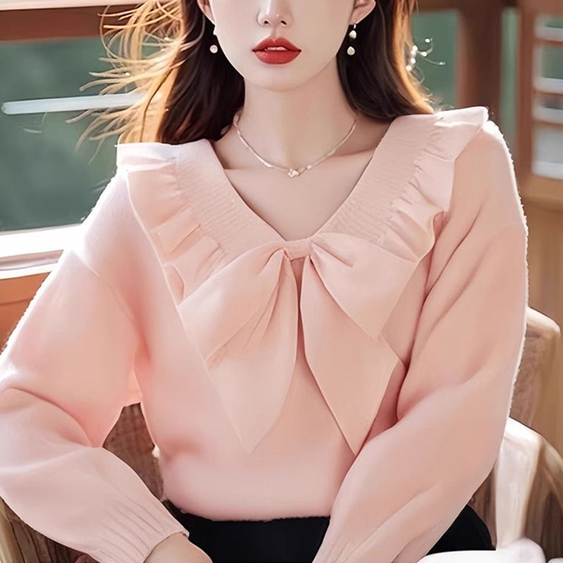 P bow sweater