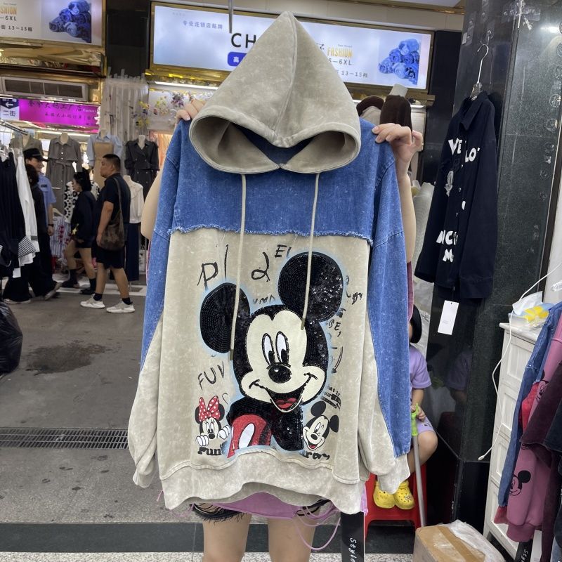 P hooded top