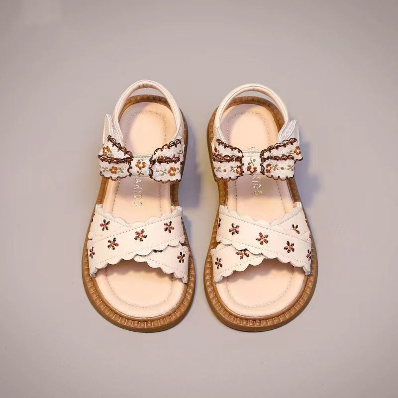 P summer new fashion princess shoes open-toed sandals versatile small fragrant beach shoes