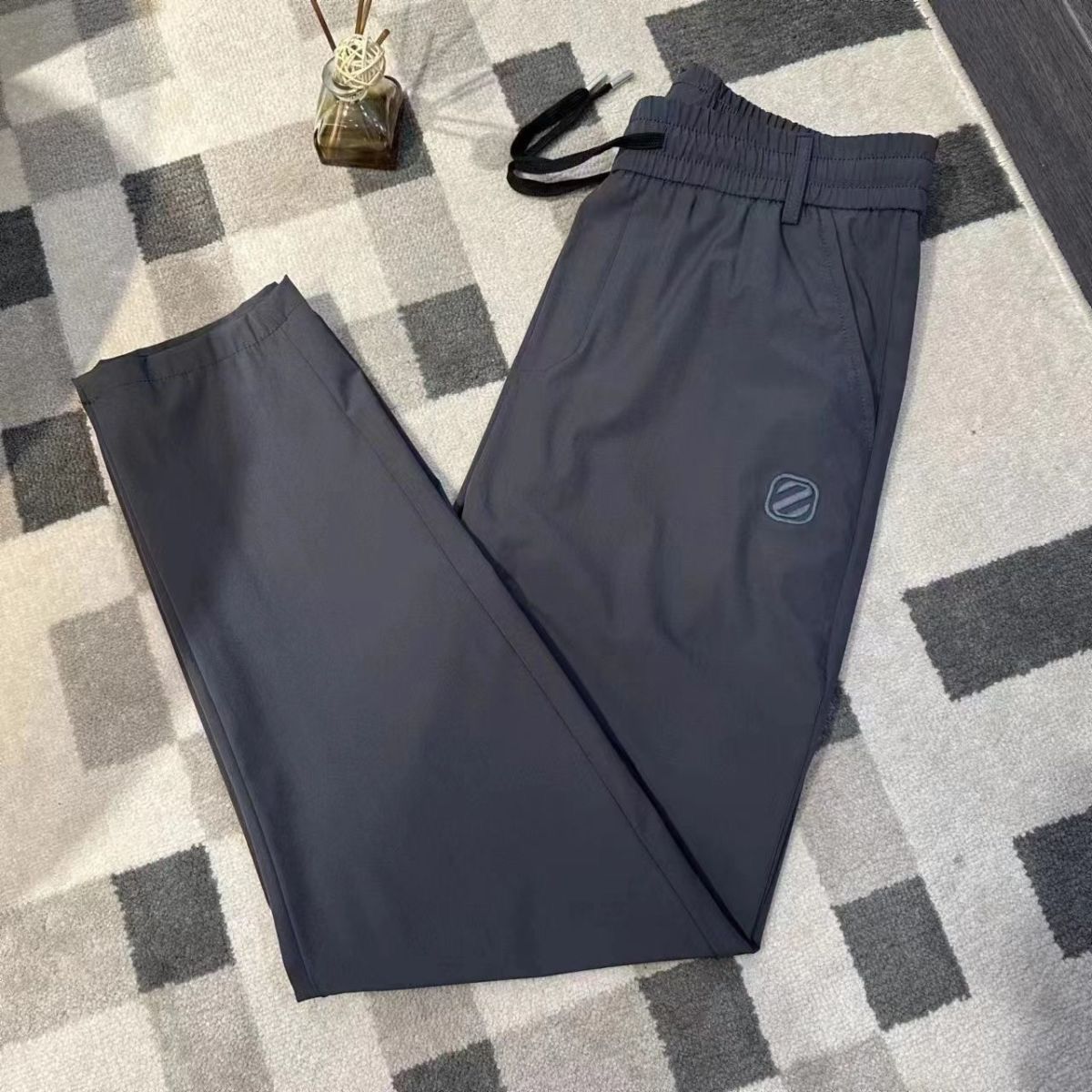 P sports trousers