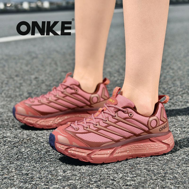 P non-slip outdoor sports shoes