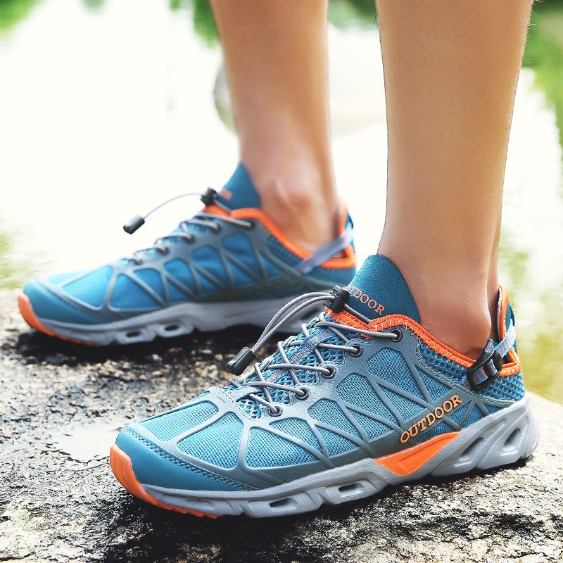 P Lightweight non-slip sneakers