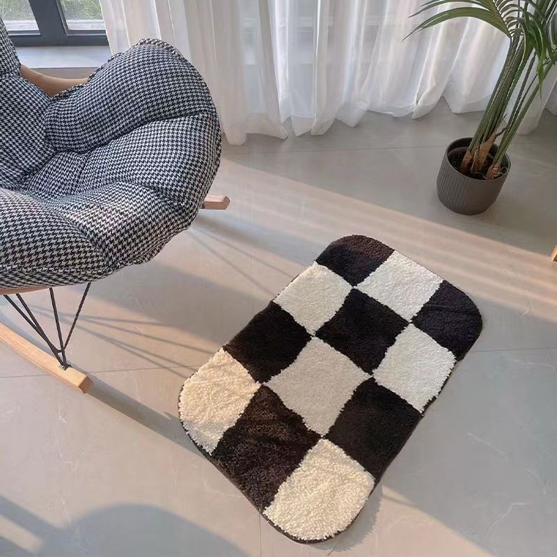 P plush carpet