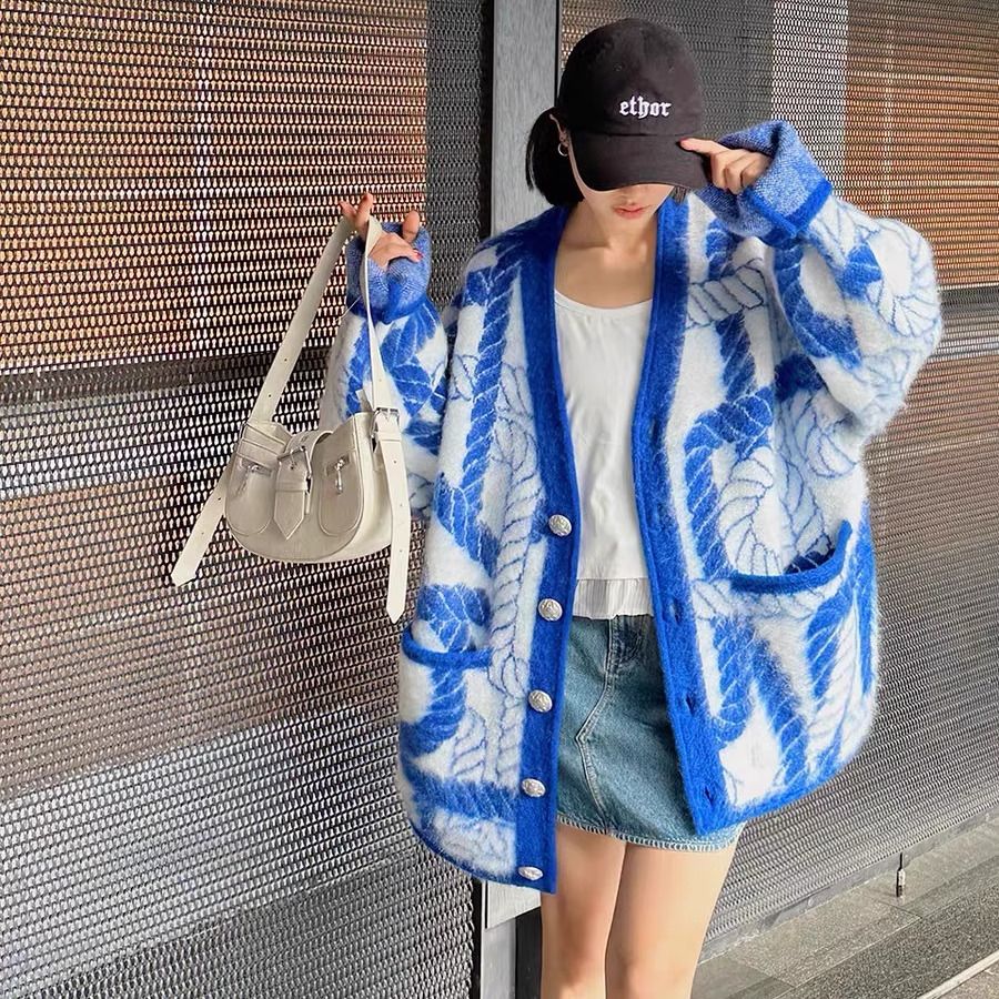 P Knitted sweater jacket