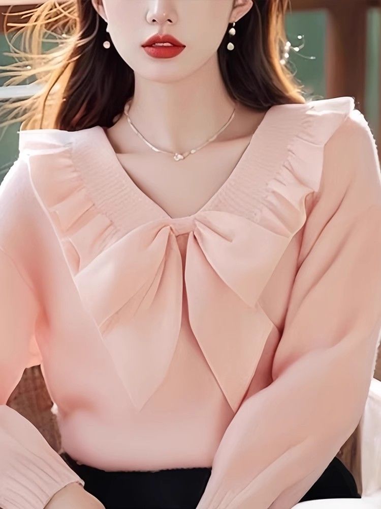 P bow sweater