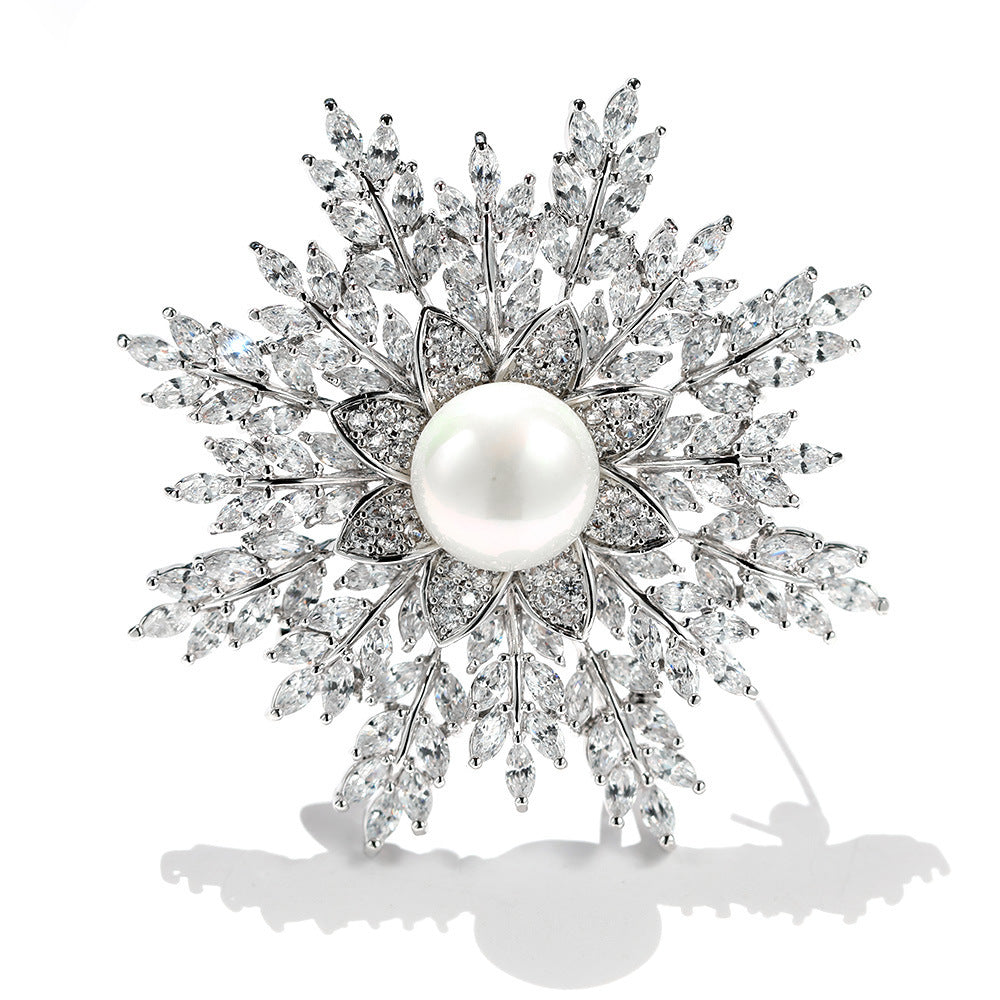 A European and American trend popular snowflake brooch, super flash zircon freshwater pearl brooch celebrity accessories - Mixbatch