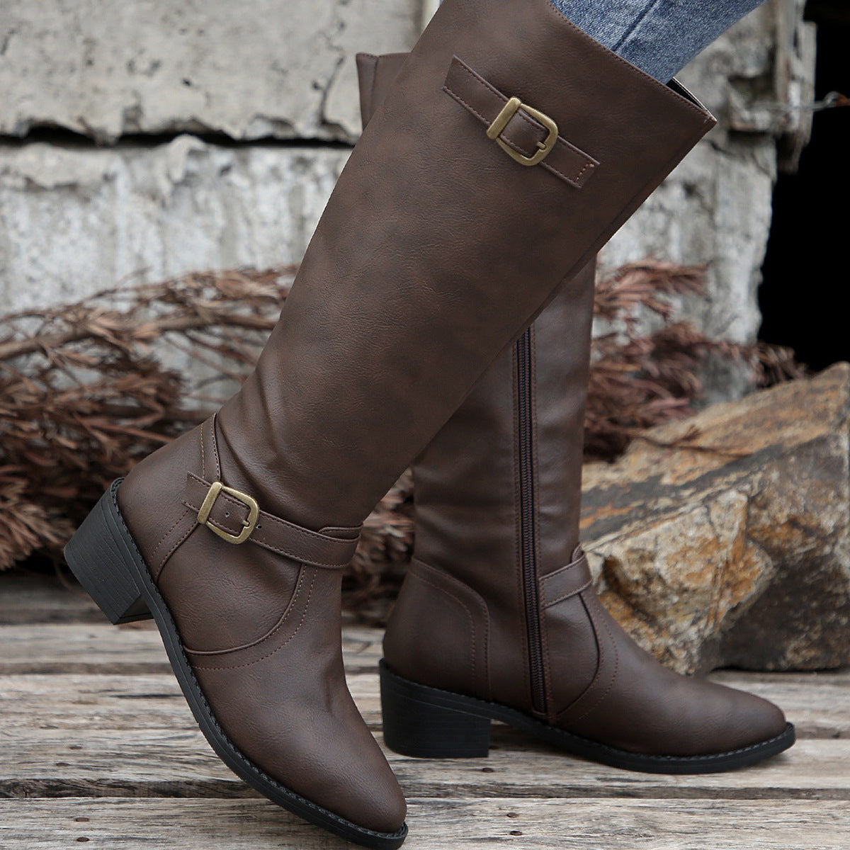 A Ladies' Shoes