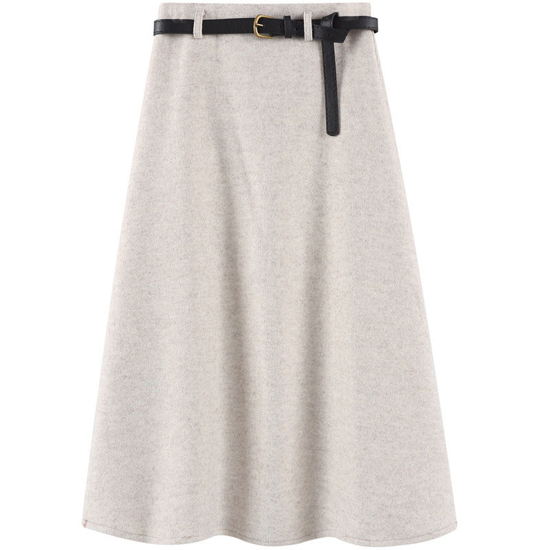 A high waist skirt