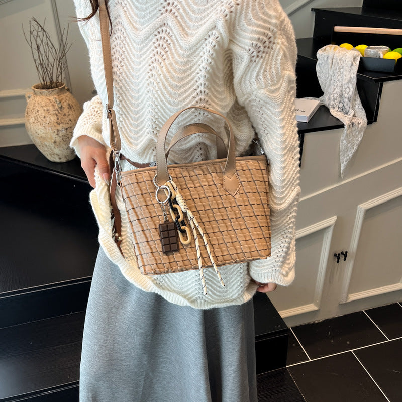 A handbag women's messenger bag