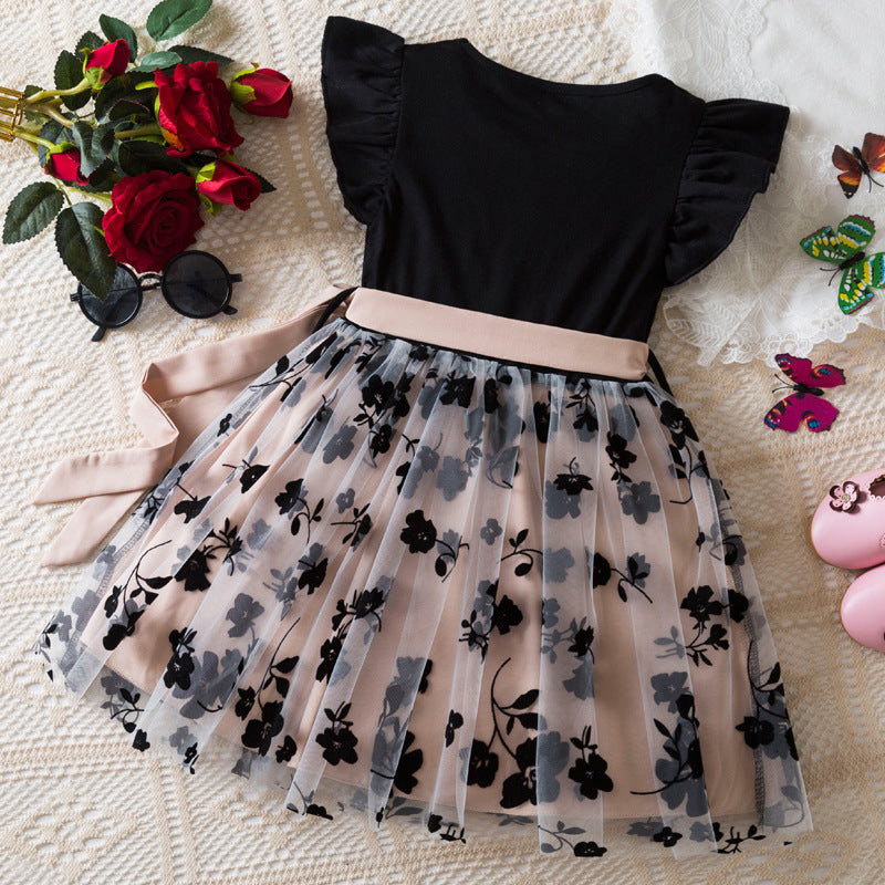 A European and American style girls spring and summer new dress flying sleeves black top splicing mesh floral skirt