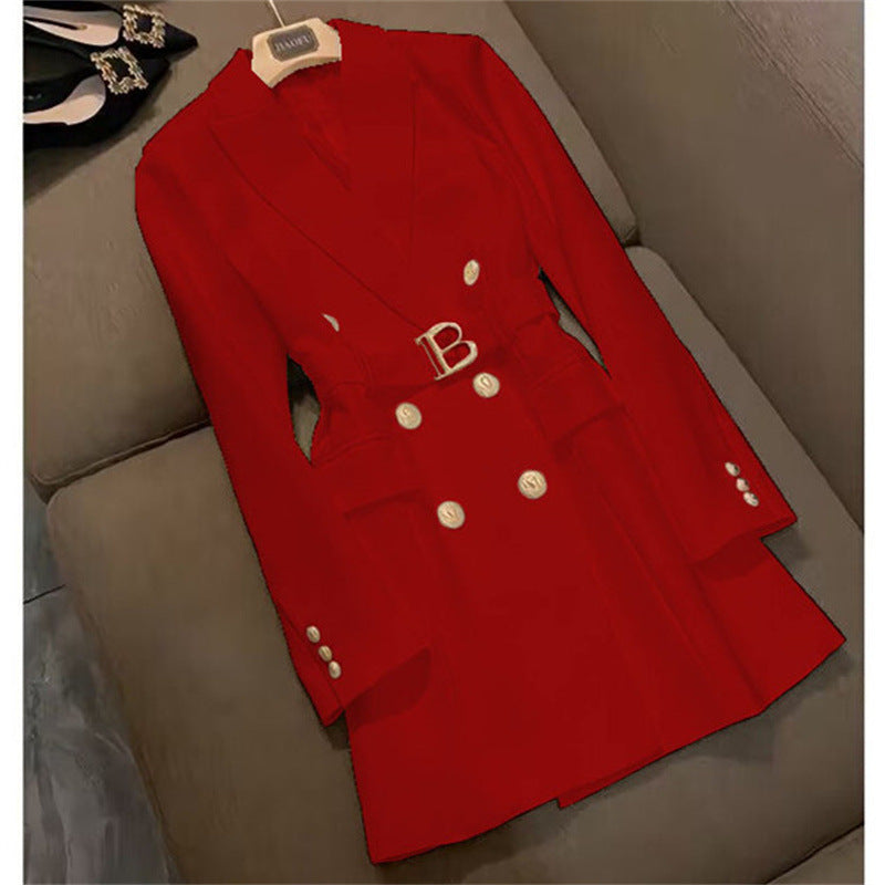 A blazer woman