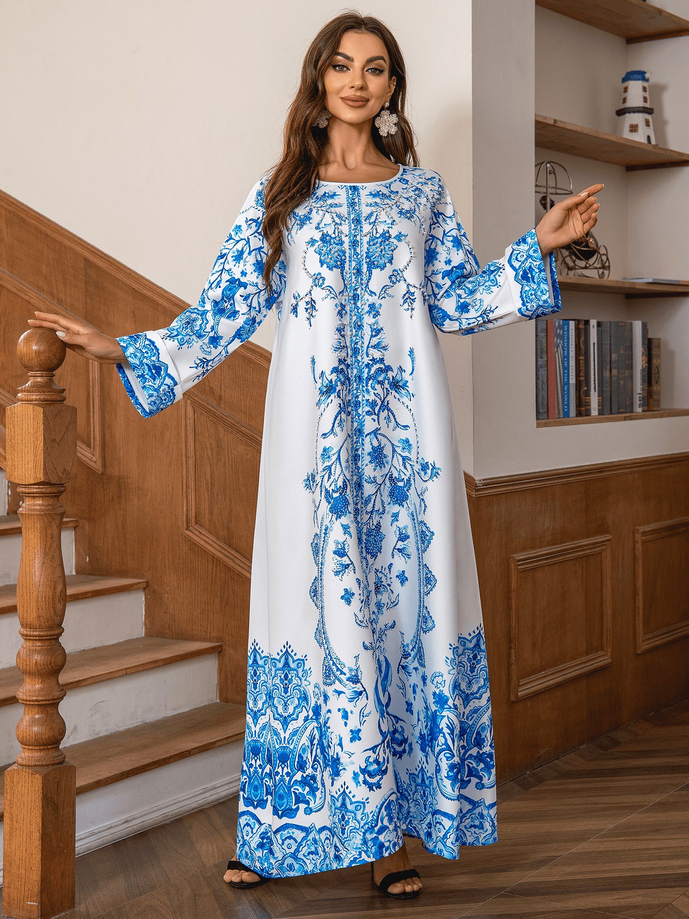 A ZD029 Middle Eastern Muslim Robe High Density Hot Diamond Bead Women's Blue and White Porcelain Elegant Crew Neck Dress Abaya