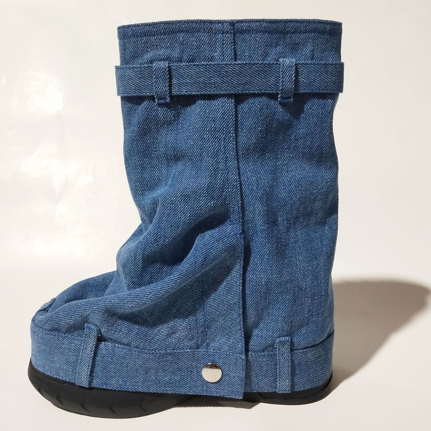 A foreign trade new denim platform shark buckle lock trouser skirt round head women's boots large size short wedge heel women's shoes