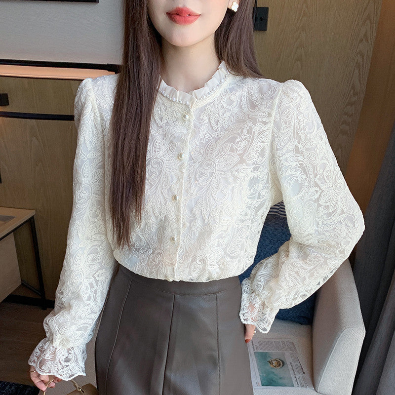 A spring new hollow long-sleeved lace shirt blouse spring shirt