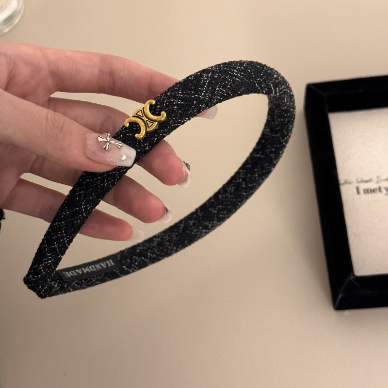 A Xiaoxiangfeng senior sense headband Internet celebrity Douyin popular headband light luxury style celebrity girl sense headgear hair accessories wholesale