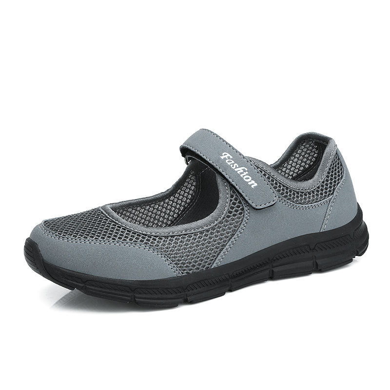 A flat shoe