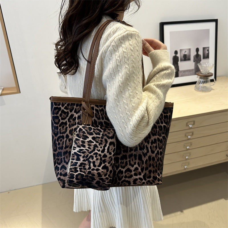 A new soft-faced casual child and mother shoulder tote bag in autumn and winter - Mixbatch