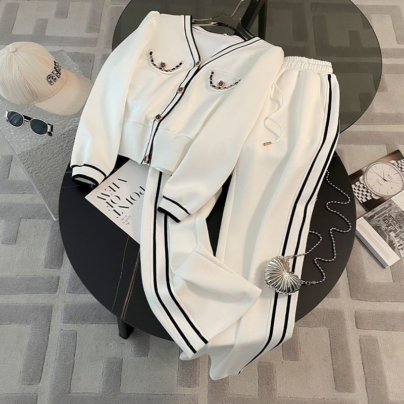 A Women's Long Sleeve Suit