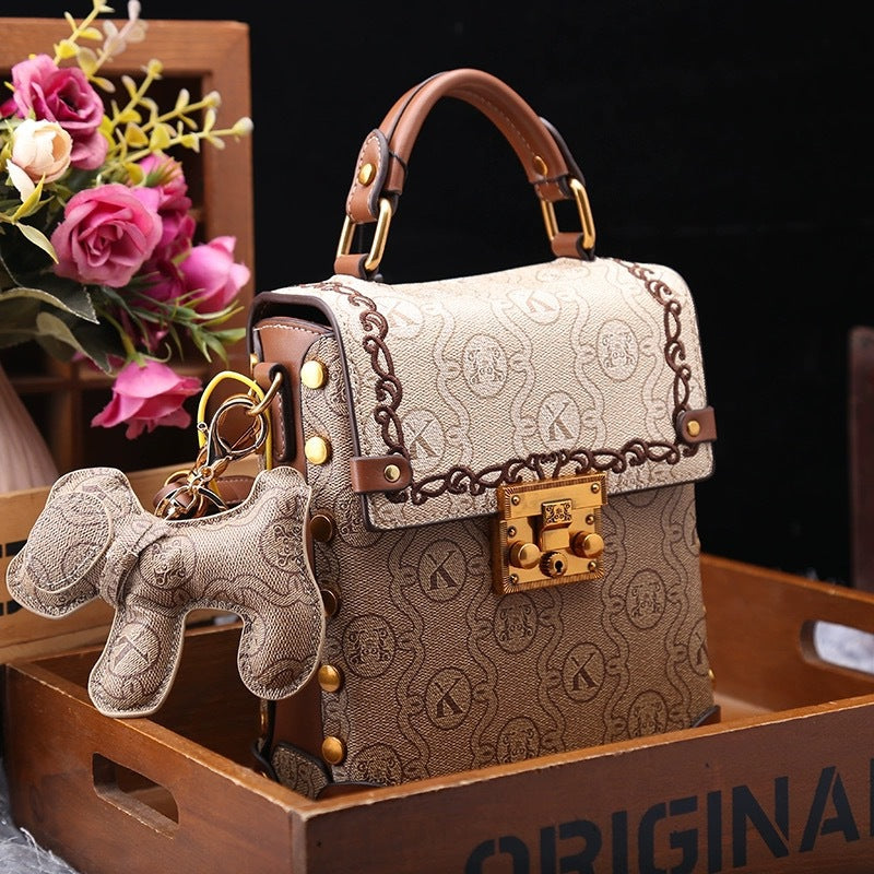 A high-end niche lock portable box bag
