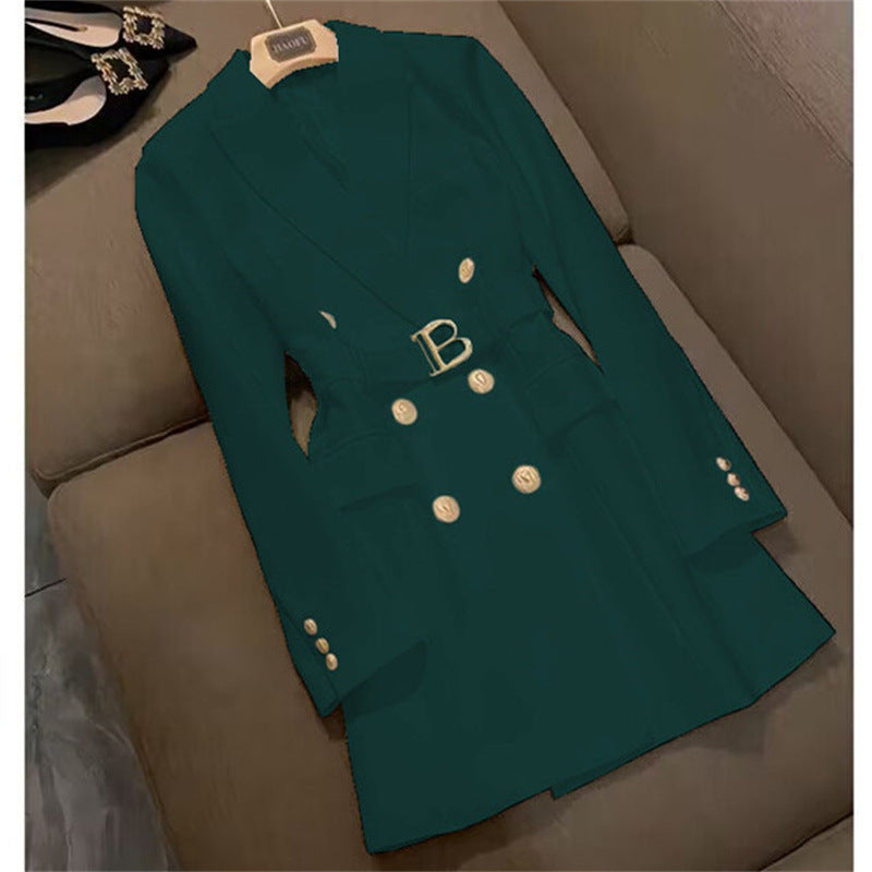 A blazer woman