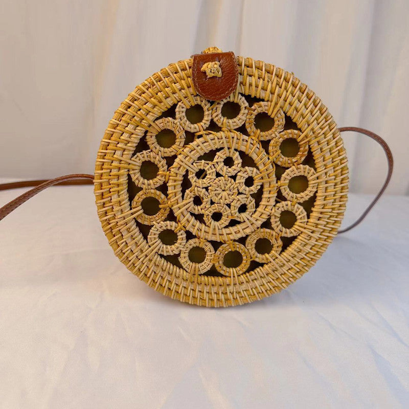 A rattan bag ins diagonal span mini bag Mori basket retro literary woven round bag vacation bucket bag leather buckle bag