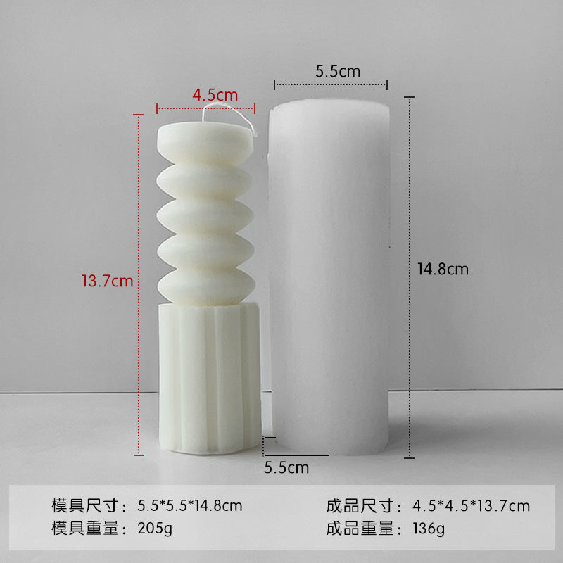 A cylindrical mold