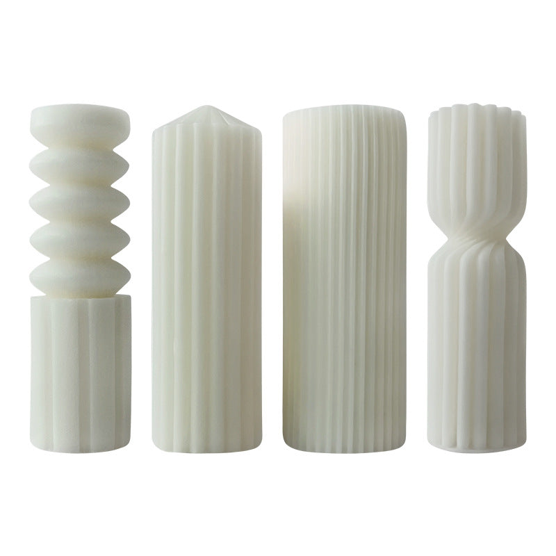 A cylindrical mold