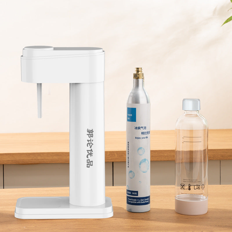 A Sparkling water Soda water Beverage machine