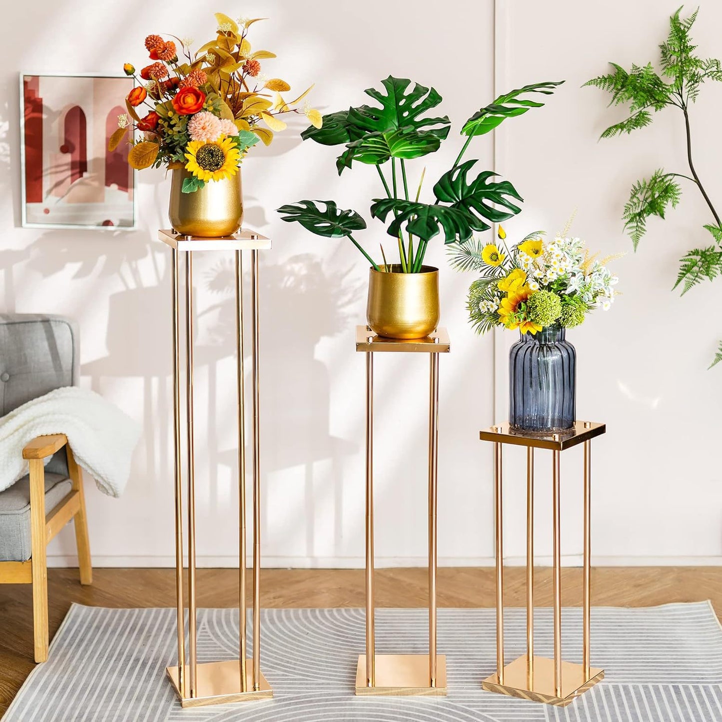 A box wrought iron flower stand